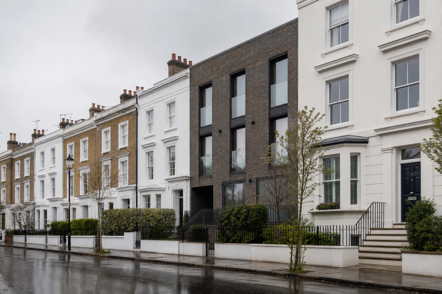 Quiet London terraced street suggesting subdued first-quarter house price growth